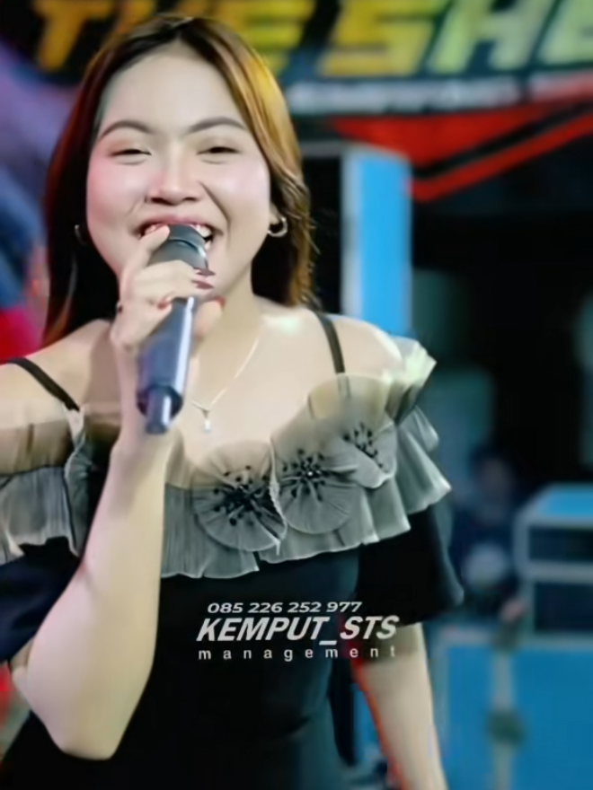 Dinda Teratu_NANTI,...jika kamu sudah MEMILIHNYA,, maka kamu harus BAHAGIA. agar hancurku tidak sia sia#dindateratu #fyp #music #koplodangdut #CapCut 