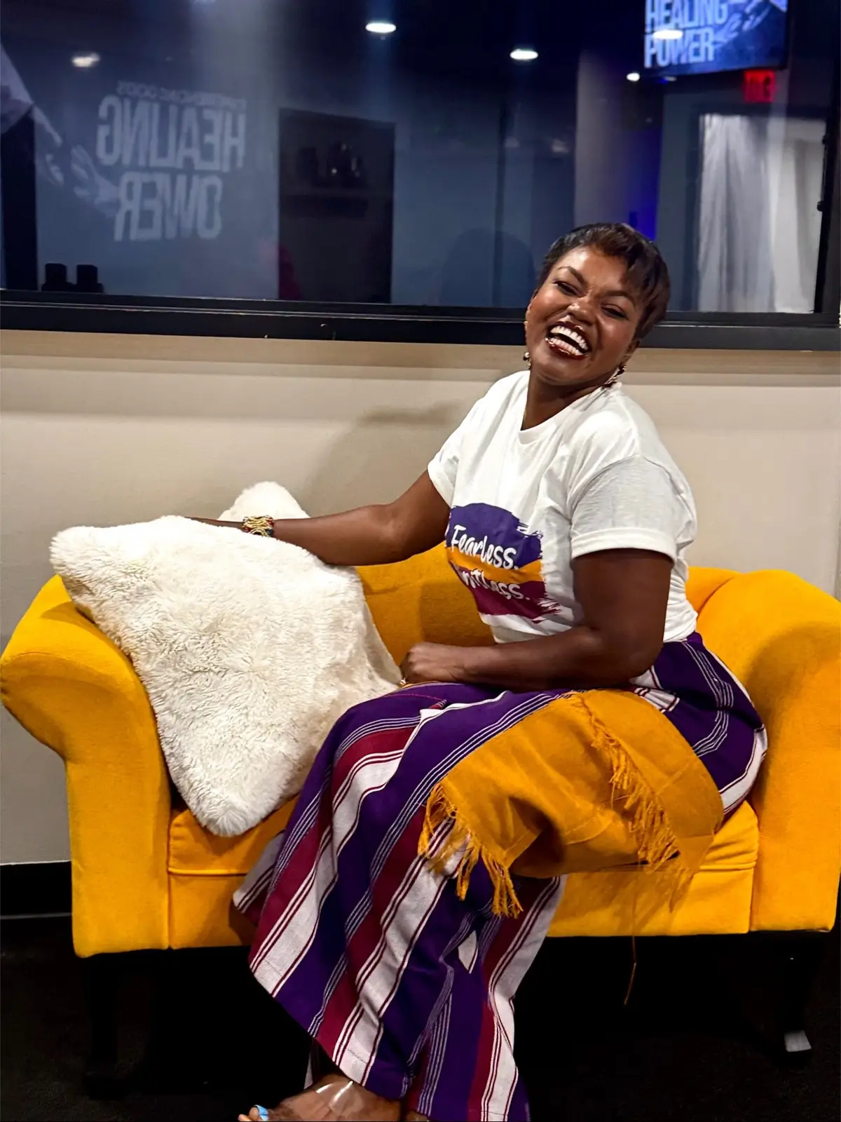 Grateful that we don’t look like what we’ve been through. 🙏🏾 No matter what life throws my way, I choose gratitude and joy — because Christ already paid the price for my peace. So even in the storm, my smile is proof that God is still good. 🌿✨ “The joy of the Lord is my strength.” – Nehemiah 8:10 💛 #GratefulHeart #FaithOverFear #JoyInChrist #ChristianWoman #ThankfulAlways #GodIsGood #PurposeDrivenLife #christiantiktok #christian 