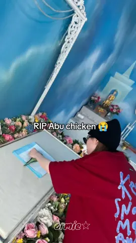 abu chicken why its too early to leave your Mommy's 😭😭 @ออมออมเอง:^D @Lingling Kwong #lingorm #abuchiken#fyp #fyppppppppppppppppppppppp #viraltiktok 
