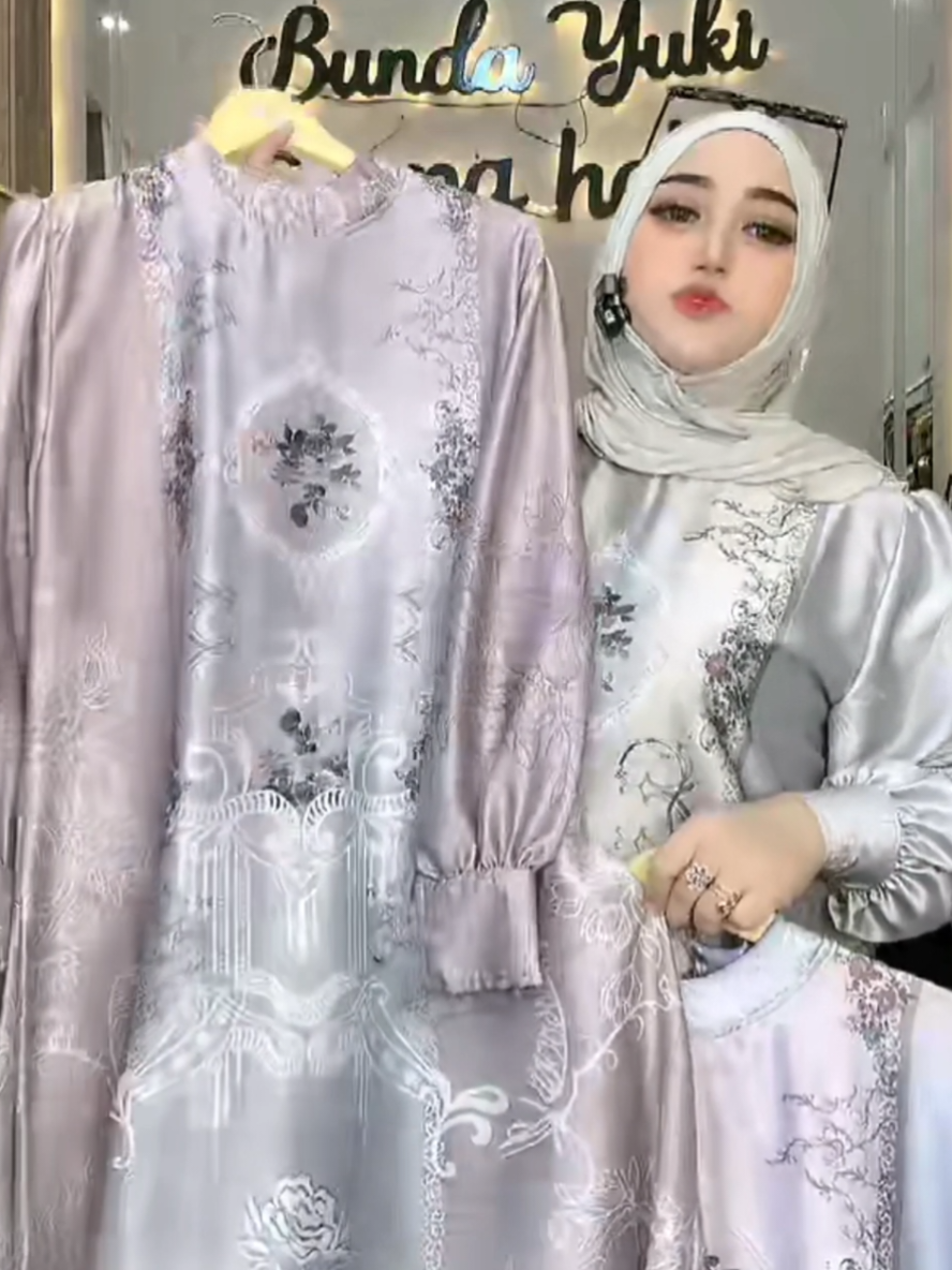 ZIA Dress Arabian Silk Gamis Lebaran Mewah Nyaman untuk Ibu Wanita Remaja Dewasa Busui Bahan Silk Desain Lebar Size M L XL #dressarabiansilk #gamiswanitamasakini #gamiswanitamewah #gamislebaran #outfit 