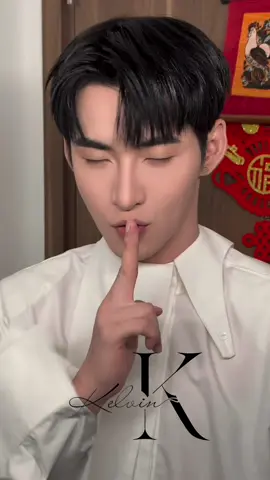 Em bé cưng iu của tui hôm nay đang đọc thần chú nhé cả nhà 🤣😍🐻🤎 @Gemini Hùng Huỳnh  M.up / Kelvin Hồ Hair / Nguyên Tố  #geminihunghuynh #kelvinho #makeupformen #xuhuong #viral 