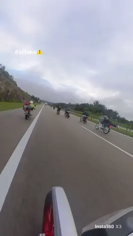 ngam ii 🤣 #fakesituation⚠️ #allfake⚠️ #fyp #ex5members 