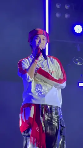 Định nghĩa tình yêu là gì? #CAPTAINBOY #hoangducduy #cuucocanh  cre: channee_0305