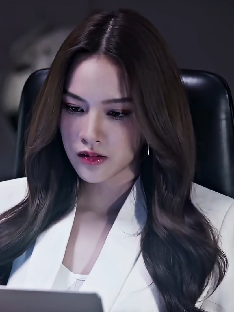estou completamente apaixonada #dangerousqueen #tkphinyanech #nurdesoraya #tknur #dangerousqueentheseries