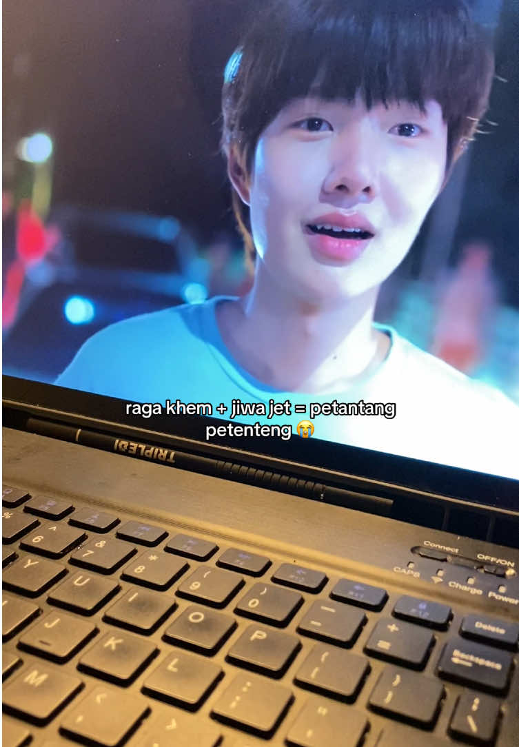 jet nya tuh nge jet banget 😭🤣 #nampingster #khemjiratheseries #foryourpage #fyp #thaienthu 