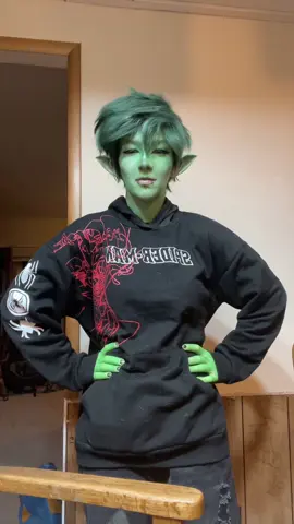 Raven 💪🏻  . . . . . #beastboy #fypシ #teentitans #teentitanscosplay #fypシ゚viral 