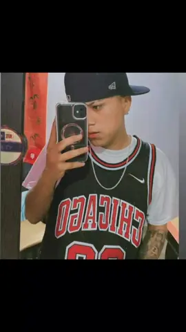 Hoy se cumple un año que te nos fuiste chuky cuanta falta haces😔🤍 te extrañamos mucho Pero en el corazón de nosotros siempre estarás presente🤍🥹#hastaelcielo #hastapronto😪💔 @🍻Alexander_Cortez🍻 