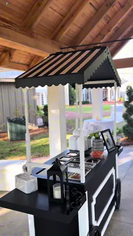 Hey Tuscaloosa Alabama, there’s a new cart  lady in town and it’s called Mona’s House of Carts on Wheels  we service all of Alabama.   This was my first event and I just want to say thank you to Mrs.Donna for the opportunity to service her beautiful daughter wedding . 