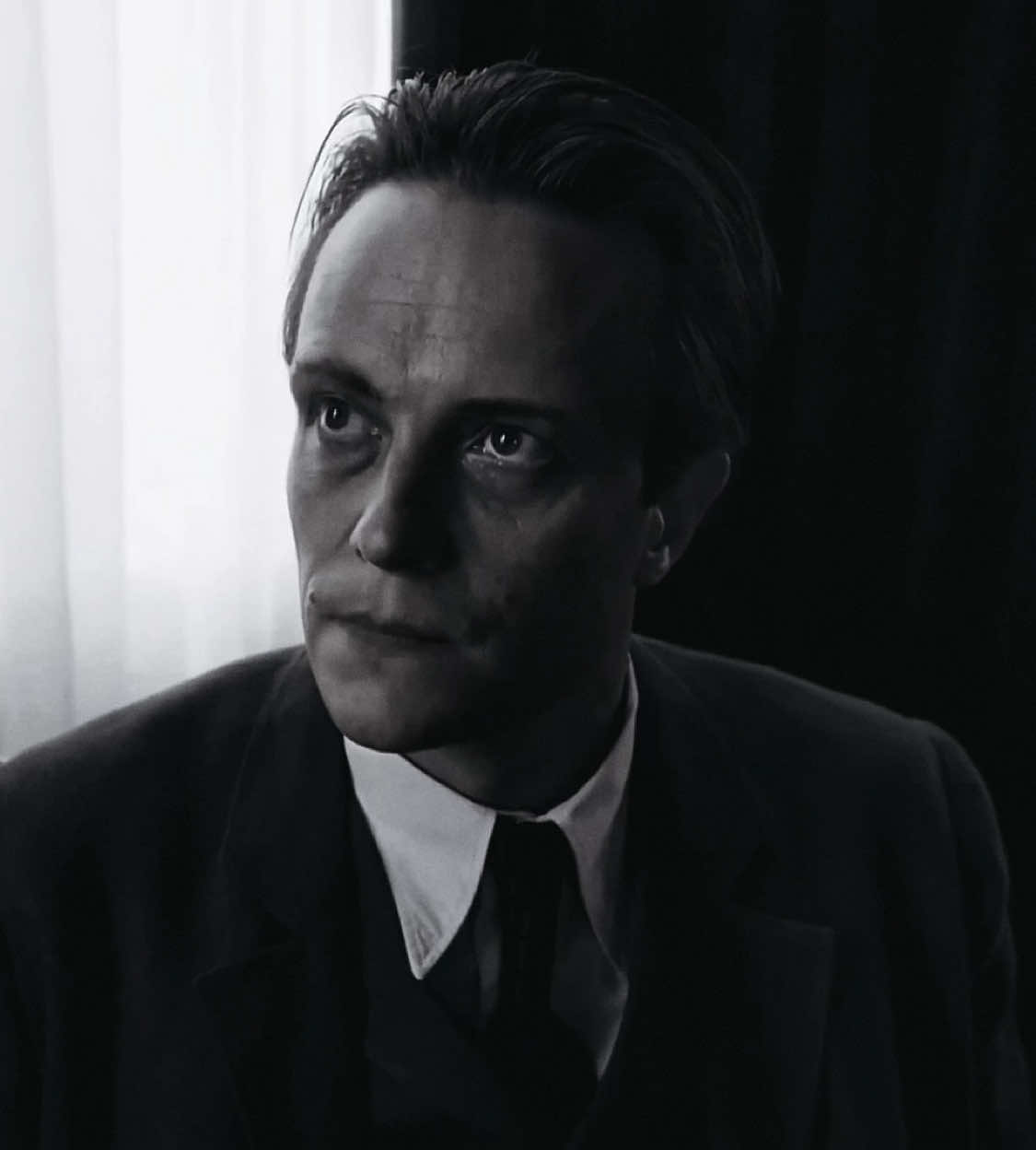 scrap but his outfits in this show were unreal #augustdiehl #augustdiehledit #fyp #waltergropius #edit 