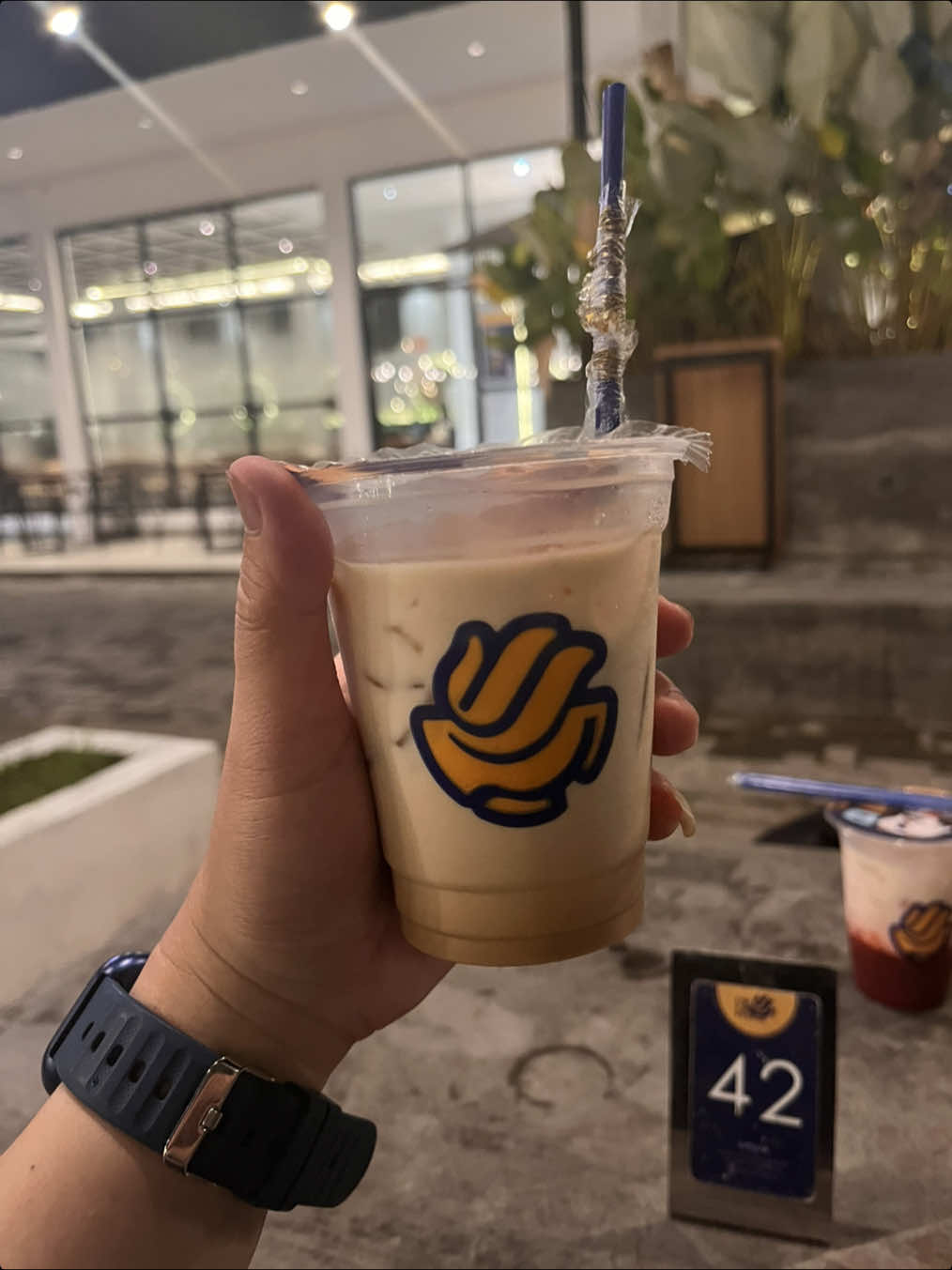 CW Coffee 📍Jl. MT Haryono depan radar sampit/ dispora - Sampit all day 24 hours #sampit #viral #fyp #coffee #kopi 