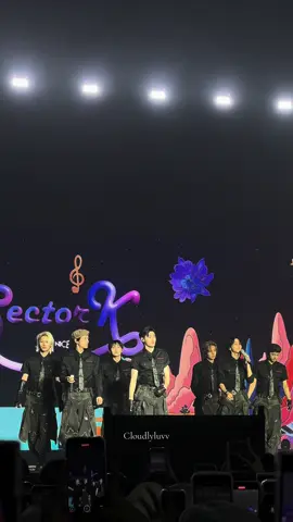 Sheees 🫣 #enhypen #EnhypenInJakarta #kpop #concert #sectork 