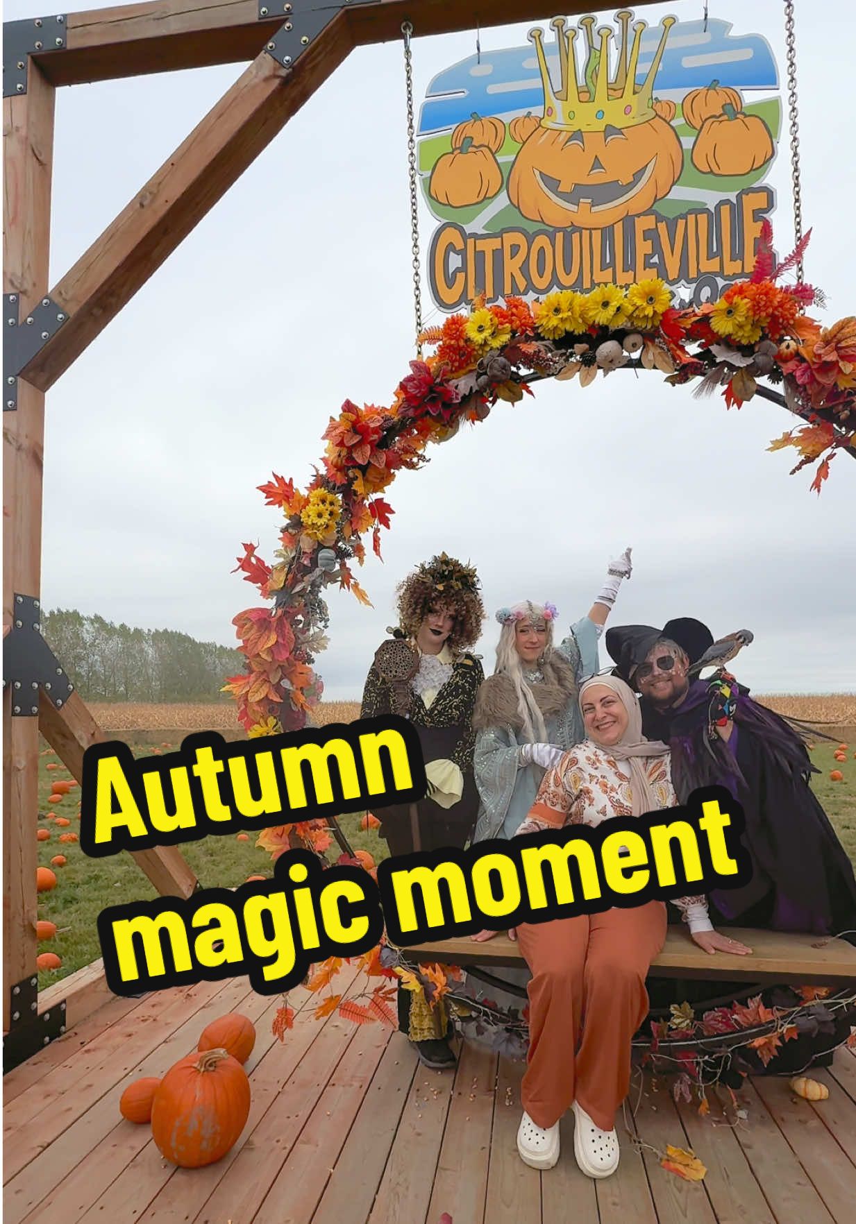 @Citrouilleville #family #familytime #magic #vacation #fyp #viral #good #loveyou #viralvideos #fall #mtl #canada_life🇨🇦 #automotive #autumn #الشعب_الصيني_ماله_حل😂😂 