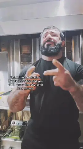 Xalo Romî ❤️ #fy #trend #kurdish #dance #foryoupage❤️❤️ 