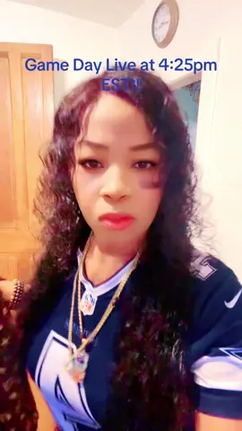 #joinmylive #sundayfunday #footballtriva #Music and lots of laughs. See you all soon!!! #letsgo 