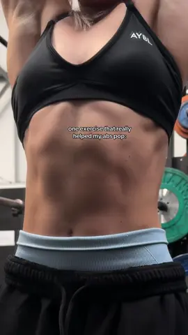 2 sets of 10-15 reps before I start my leg days, so easy 😮‍💨 @AYBL dc NEENY  #gym #GymTok #coreworkouts #abworkout 