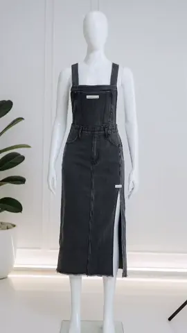 JUMPSUIT WANITA OVERALL SKIRT denim. rok kodok belahan samping.  #jumpsuitwanita  #jumpsuitwanitaoveral  #rokkodokbelahansamping  #rokkodokbelahansamping  #pyppppppppppppp 