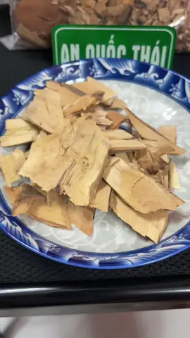 Cây cơm nguội khô, sạch, đẹp, mới, không hoá chất, không chất bảo quản. #caycomnguoi #caycomnguoikho #dauxuongkhop #tetay #techan #thaoduoc 