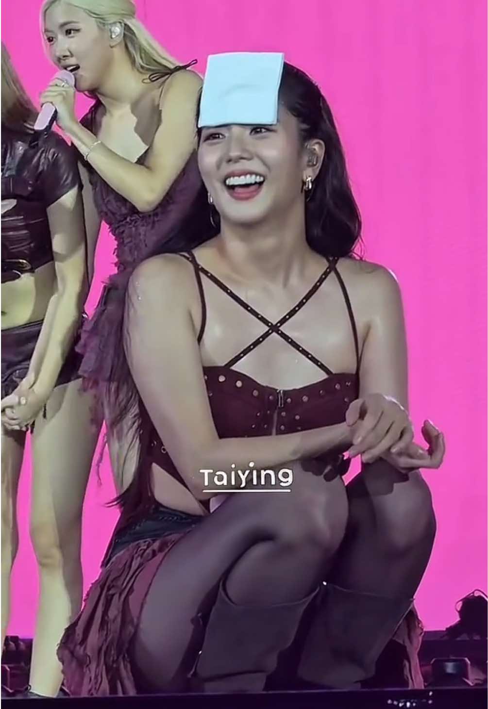 251019 | #JISOO at the DEADLINE world tour in Kaohsiung, Taiwan. Day 2