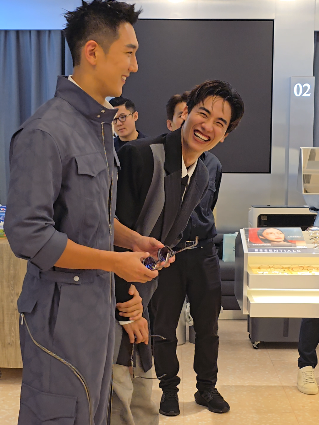 cute lah this uncle 55555 #taytawan 