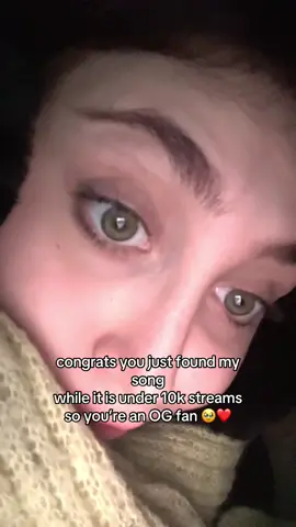 can u stream my songgg🥹 called bring me back💕 and follow me for more songs 💕#smallartist #artistsoftiktok #singer #newartists  #creatorsearchinsights 
