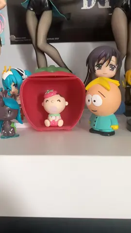 hopefully getting a denji figure soon, for now these are my only figures of boys 🤔 #figurecollecting #animefigures #butters #minnanotabo #figurecollection 