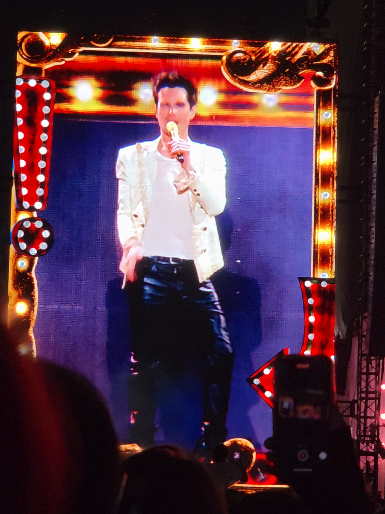 I Constantly Thank God for Esteban @ WWWY 2025. @Panic! At The Disco #afeveryoucantsweatout #panicatthedisco