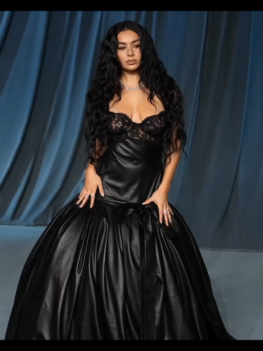 Who had your favorite look at the 5th Annual Academy Museum Gala? #academymuseumgala 