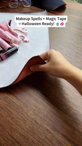 Bye bulky bags, hello magic wrap 💼#makeupbag #lazymakeupbag #magicwrap #halloween #packinghacks 