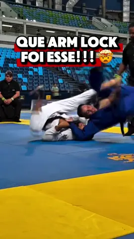 Esse armlock foi lindo D+ #amrlock #bjj #jiujtsu 