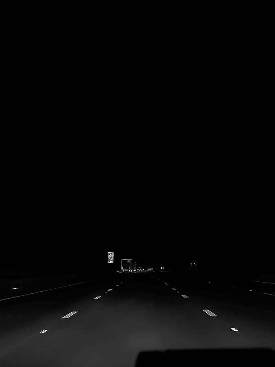 هدووء القطامي 😔🩵. #قران_كريم #تلاوة_خاشعة #أجر_لي_ولكم #ناصر_القطامي #islamic_video 