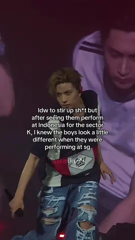 Different as in like their energy,like I went for 2 out 3 days they came to sg & I noticed that the energy they had when they were performing at sg & Indonesia was different. Even though u see them smiling & having fun,you can clearly tell they look exhausted,like I thought I was the only one who noticed but my friend also told me that. Idw to be salty lah but when I saw them smiling so hard  & genuinely having fun with the Indonesian engenes I felt kinda felt jealous? I mean I’m so fortunate to have see them for 2 days but it felt like the boys was drained yk. Anyway,good thing they got the rest they needed before coming to Indonesia. Also i remembered before the boys came to sg,they just came back from the Milan?paris fashion show right? I think they were probably so jet lagged & tired from all that #enha #enhypen #walktheline #wtl_in_singapore 