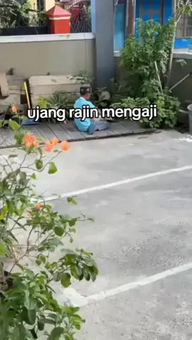 #Meme #MemeCut #CapCutrajin ngaji Ujang sangat hebat 🗿😹