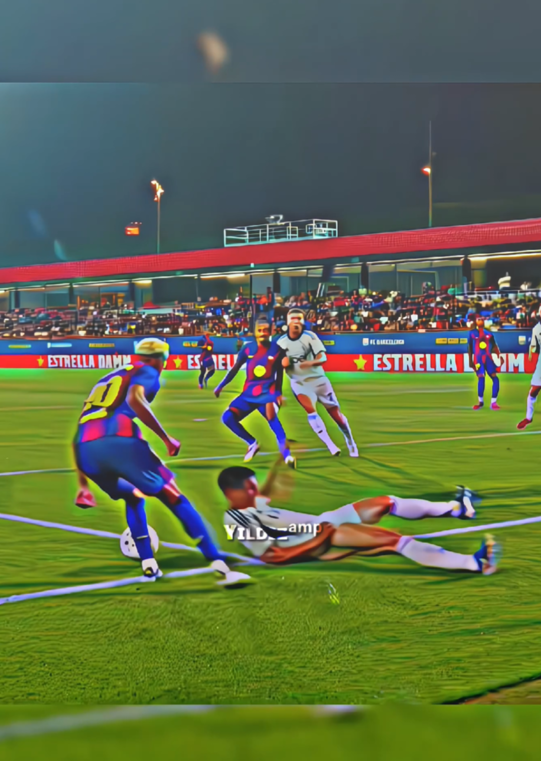 00:27| lamine yamaL 🪄🔥... #lamineyamal💎 #spain #barcelona #championsleague #cupcut_edit 
