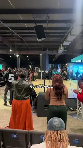 Sometimes we often dont be truly greatful of the things we have all thanks to God. Use today as day 1 of giving him thanks and I promise the worries, troubles, anxiety, and anything that’s bothering you will vanish. JESUS LOVES YOU!       #Mylesjack1 #god #jesuslovesyou 