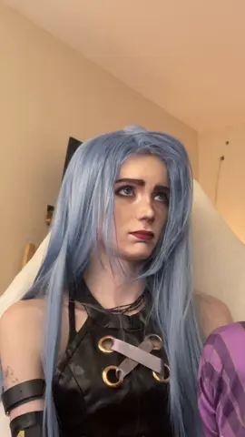 this audio suits her #jinx #leagueoflegends #cosplay #arcane 