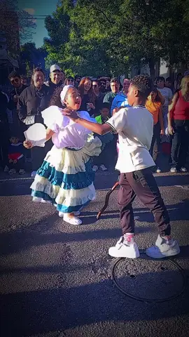 LOS PLACERES QUE TE DA  NUESTRA CULTURA URUGUAYA 😍🪭 #candombeuruguayo🇺🇾  #uruguay🇺🇾  #viralvideo  #candombe  #fyp 