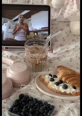 Cleaning your fyp 🫧🫧🫧 #fyp #viral #CleanTok #cleangirl #aesthetic 