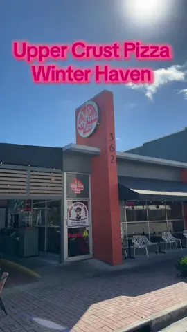 Upper Crust winter Haven The Bees Knees Hot Honey pizza good pizza heavy and floppy but toppings are very good need to go back for some slices 8.2 #fyp #floridapizza #uppercrustpizza #winterhavenpizza #hothoneypizza 