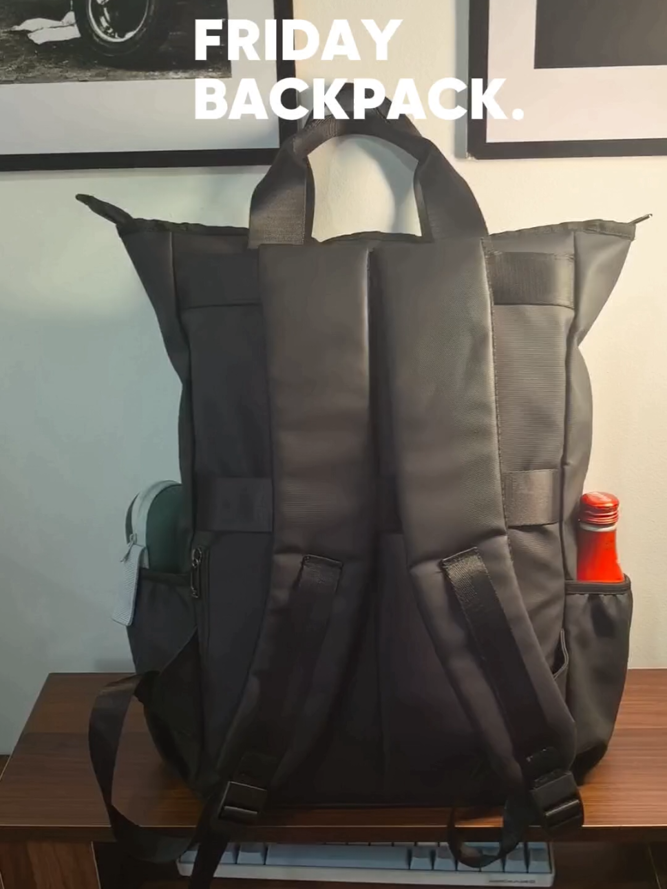 Jangan lupa cek belakang tas kamu! Wajib padding tebal seperti Monday Backpack. #ranselkerja #tasransel #alldaybackpack #tasranselpria #ranselpria 