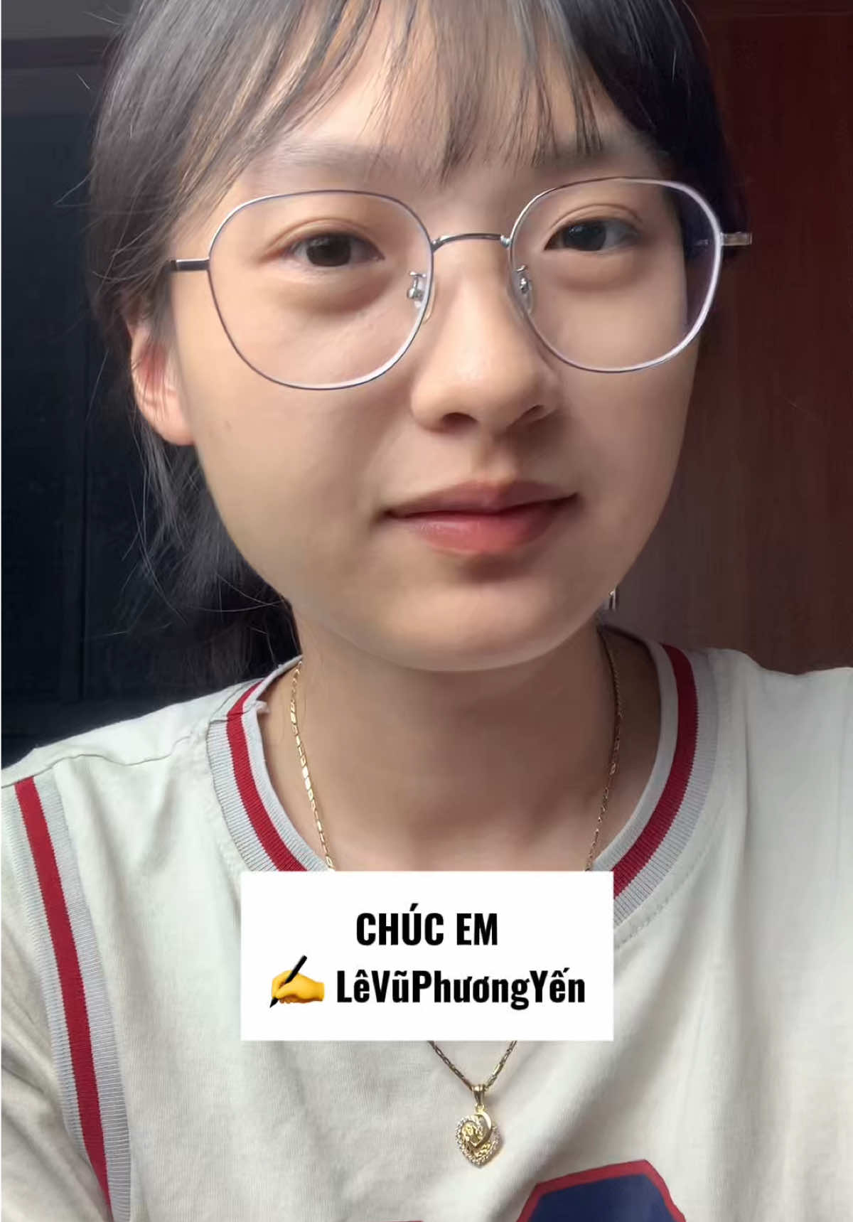 Chúc các chị em phụ nữ luôn xinh tươi 🌱✨                                                                                                                                                                                                                      Chúc em. ✍️ LêVũPhươngYến