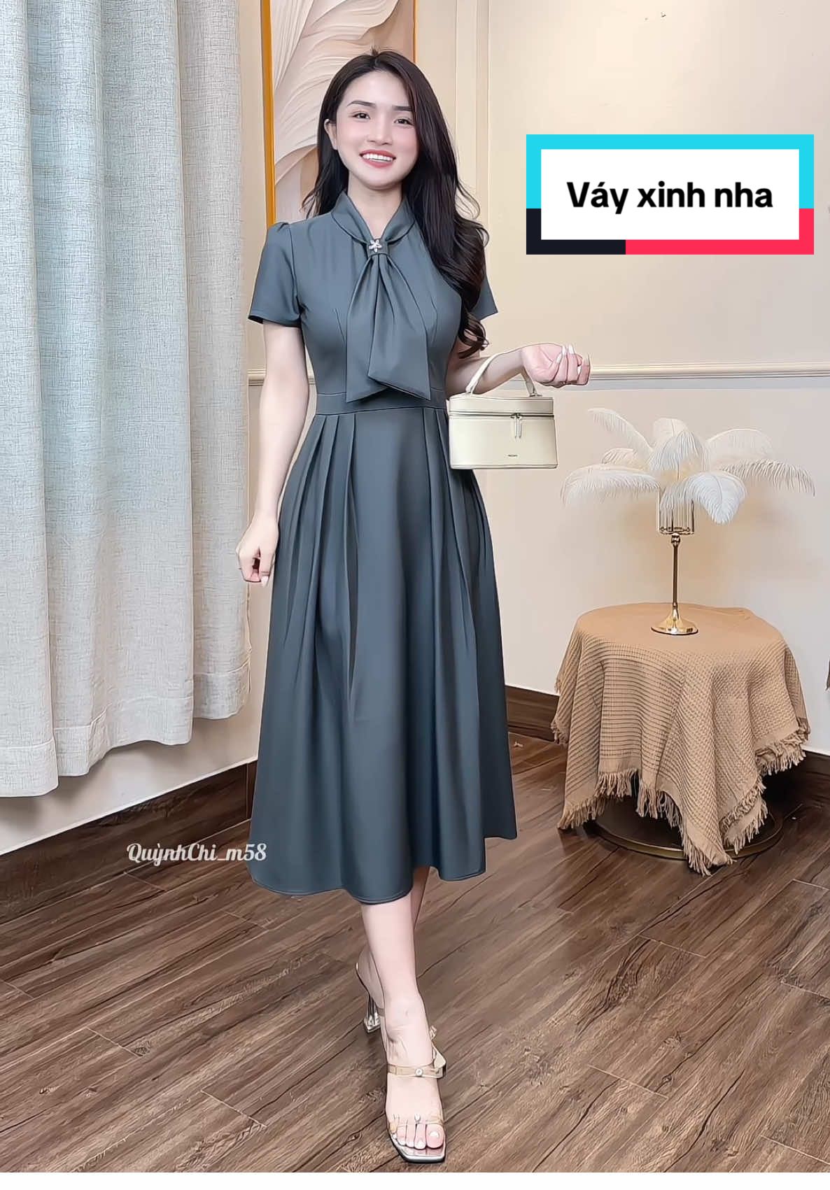 Trả lời @Anh An Chibi váy thiết kế sang chảnh sịn lắm nha ce , tôn dáng #vaythietke #vaydep #vayditiec #vaydilam #vaydangdai 