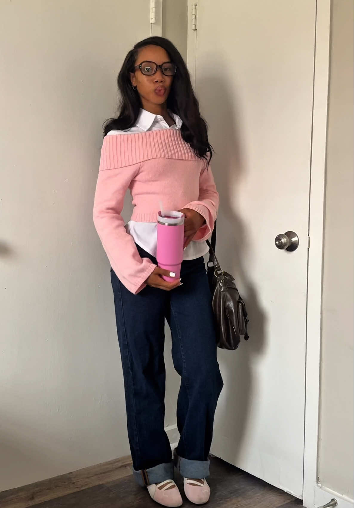 fall outfit inspo🩷🍂 , should we make this a series ?  #fallootd #OOTD #falloutfits #fallvibes #fashiontiktok 