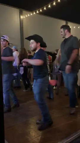 The hills of LA ⛰️ 🕺- Honky Tonk Way - Landon James Purvis & Mark Paulino  🎵- I see country - Ian Munsick  📍- Tarantula Hill 🎥- Averie  #fyp #linedance #viral #linedancersoftiktok #trending 
