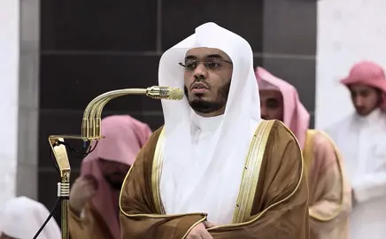 قُلِ ادْعُوا اللَّهَ أَوِ ادْعُوا الرَّحْمَٰنَ ۖ أَيًّا مَّا تَدْعُوا فَلَهُ الْأَسْمَاءُ الْحُسْنَىٰ ۚ وَلَا تَجْهَرْ بِصَلَاتِكَ وَلَا تُخَافِتْ بِهَا وَابْتَغِ بَيْنَ ذَٰلِكَ سَبِيلًا #اكتب_شي_توجر_عليه #قران #ياسر_الدوسري #سبحان_الله_وبحمده_سبحان_الله_العظيم #لا_اله_الا_الله 