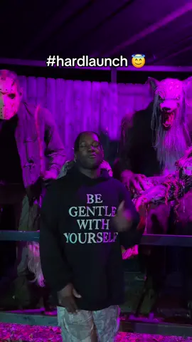 i love me some werewolves 😍 @Pure Terror Scream Park #pureterrorscreampark #halloween #werewolf 