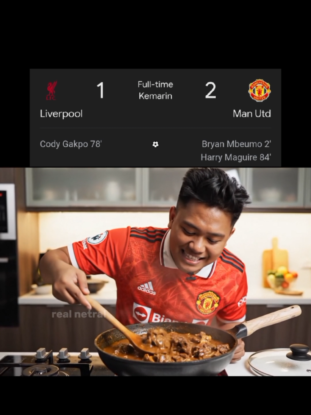 Bangaunya disemur sama King Emyu😋 #PremierLeague #liverpool #manchesterunited #liverpoolvsmanchesterunited #fyp 