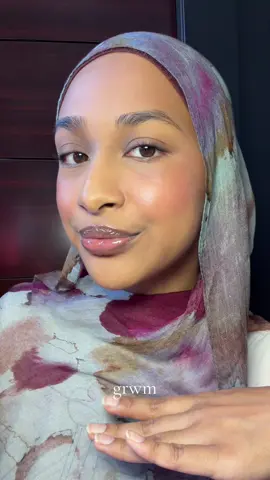 going for a natural look today @Huda Beauty @Armani beauty @elfcosmetics @urban decay @pradabeauty @Glow Recipe  #grwm #BeautyTok #naturalmakeup #makeup 