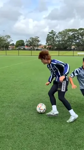 Skill ⚽🥶 Trap 🌀 #skills #football #danielauthur10 