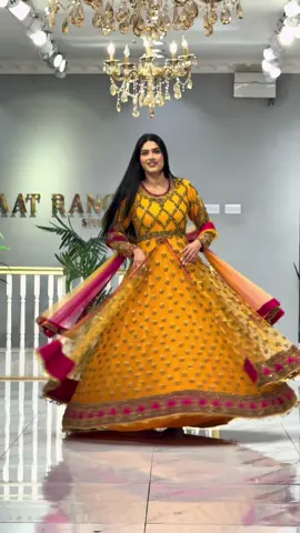 AMAZING BEAUTIFUL MEHENDI LONG DRESS WITH A BODY SPLIT IN YELLOW COLOR BY 7AATRANG BRIDAL👀🤌🏻❤️#7aatrang #million #fyp #capcut #viral 
