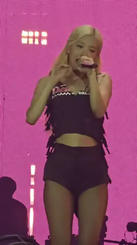 Jump encore in Kaohsiung day 2 #blackpink #jisoo #jennie #rosé #lisa 
